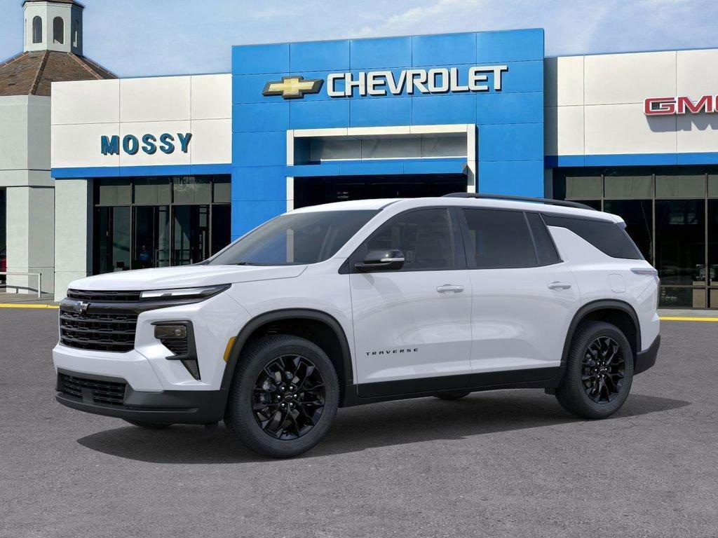 new 2026 Chevrolet Traverse car, priced at $44,043