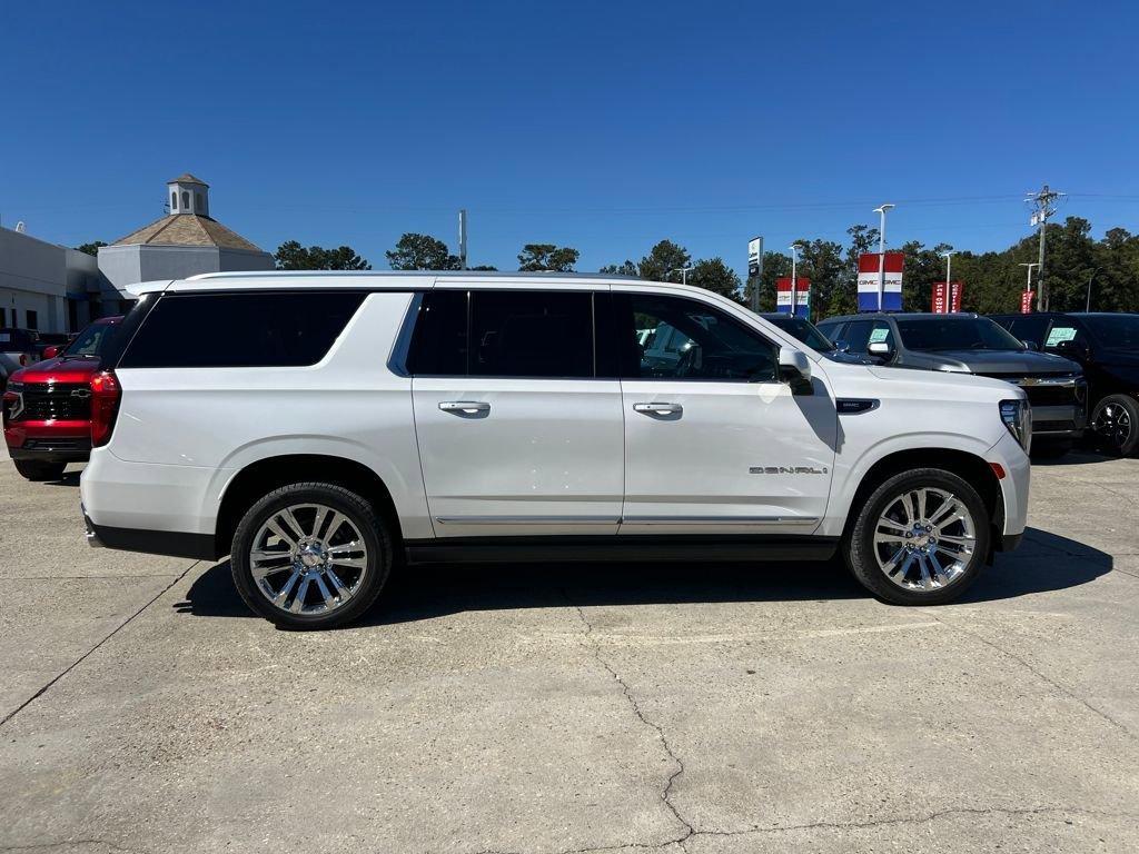 used 2021 GMC Yukon XL car, priced at $46,442