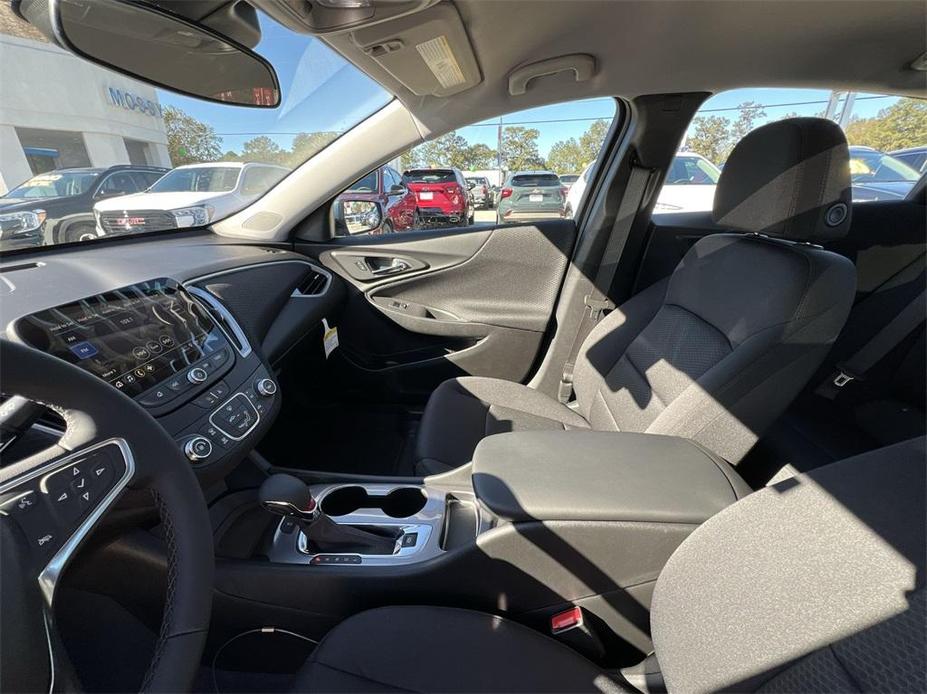 new 2025 Chevrolet Malibu car, priced at $25,245