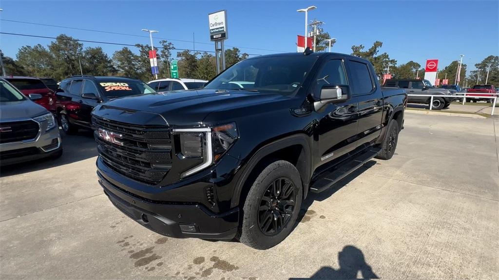 new 2025 GMC Sierra 1500 car, priced at $61,980