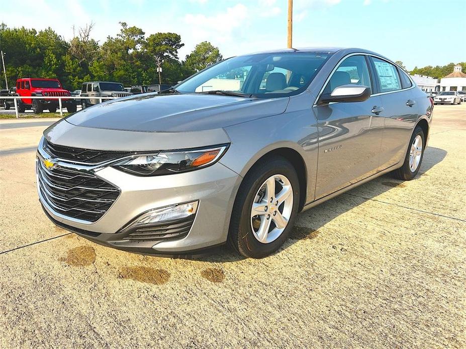 new 2025 Chevrolet Malibu car, priced at $22,245