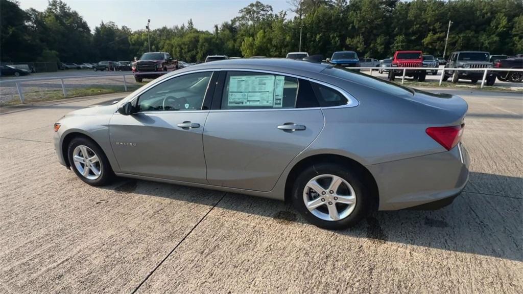 new 2025 Chevrolet Malibu car, priced at $22,245