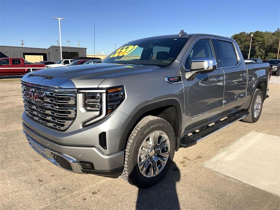 new 2025 GMC Sierra 1500 car, priced at $67,630