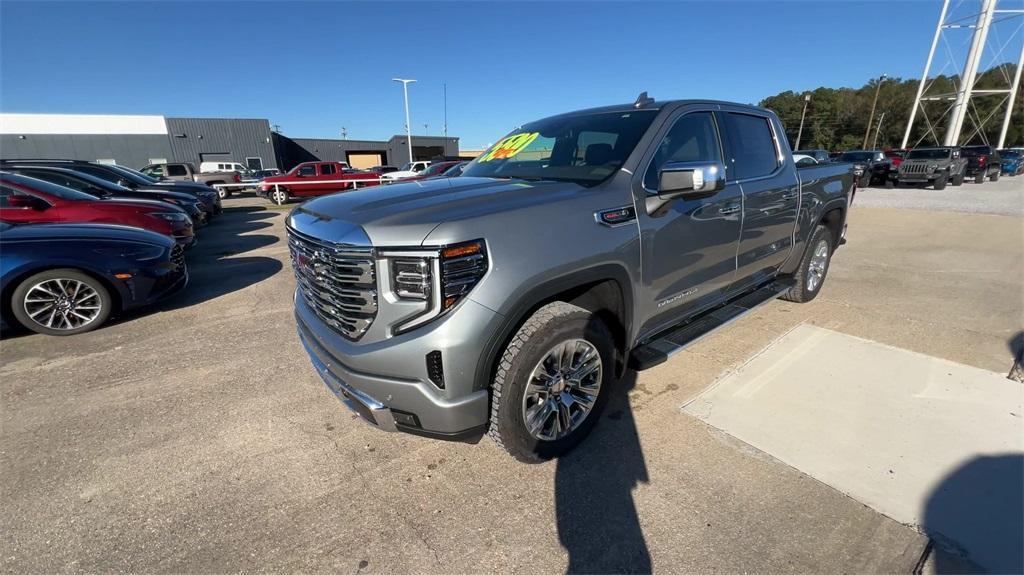 new 2025 GMC Sierra 1500 car, priced at $67,630