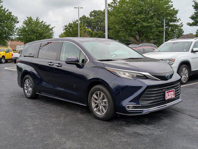 used 2022 Toyota Sienna car