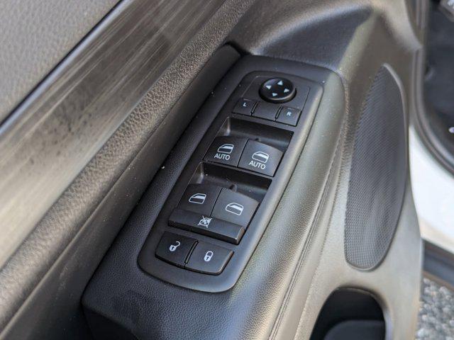 used 2021 Jeep Grand Cherokee car, priced at $23,290