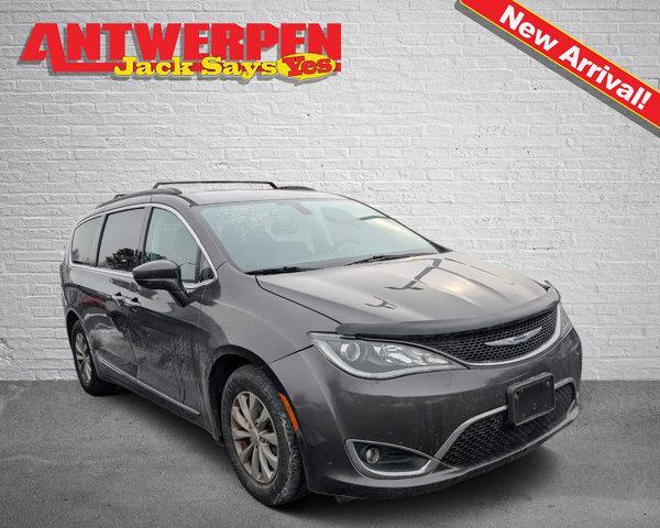 used 2017 Chrysler Pacifica car, priced at $11,690