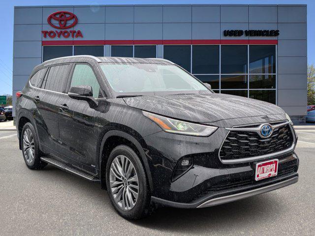 used 2024 Toyota Highlander Hybrid car, priced at $54,729