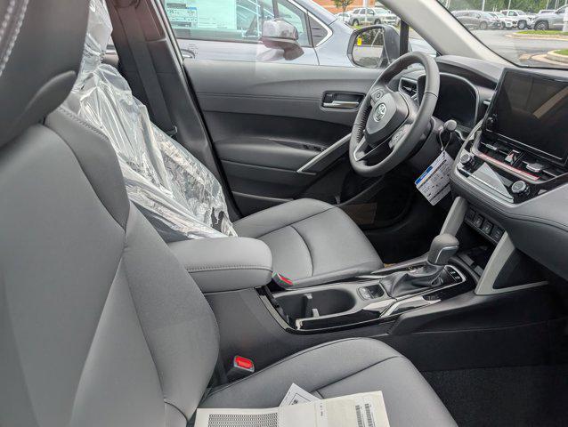 new 2025 Toyota Corolla Cross car, priced at $34,183