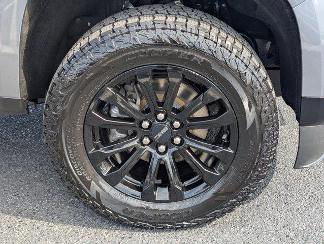 used 2021 GMC Canyon car, priced at $26,565
