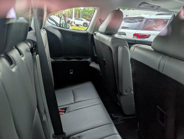 new 2025 Toyota Highlander car, priced at $47,688