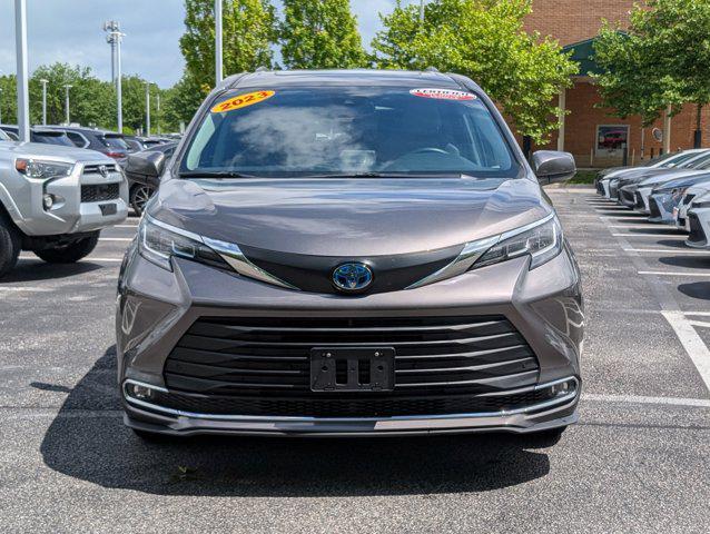 used 2023 Toyota Sienna car, priced at $42,895
