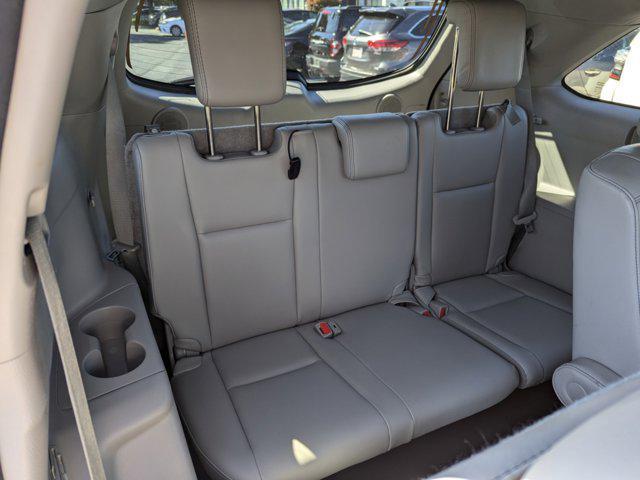 used 2018 Toyota Highlander car, priced at $26,890