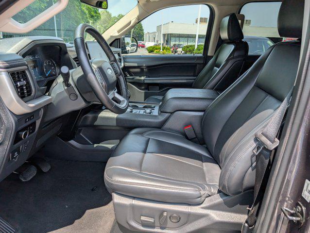 used 2024 Ford Expedition car, priced at $50,390