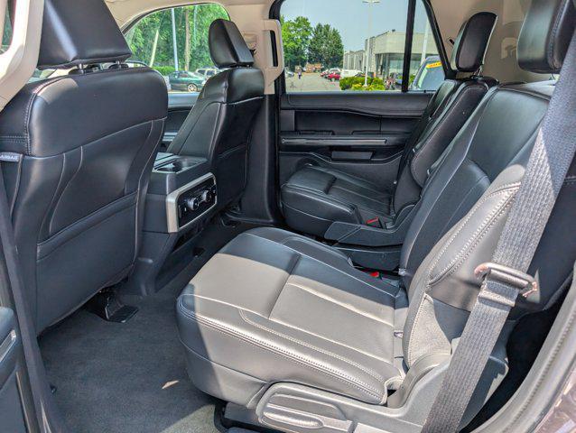 used 2024 Ford Expedition car, priced at $50,390