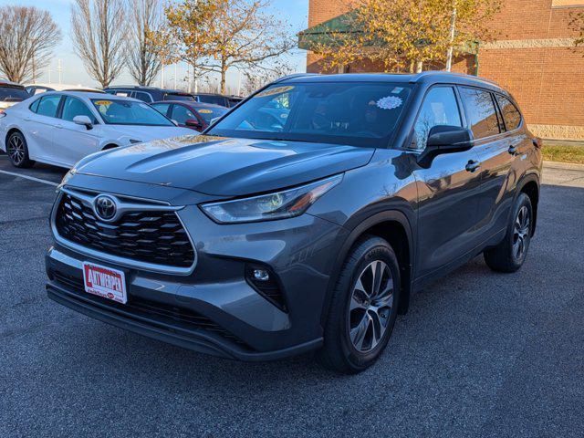 used 2021 Toyota Highlander car, priced at $29,990