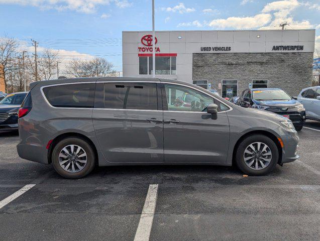 used 2022 Chrysler Pacifica Hybrid car, priced at $23,990