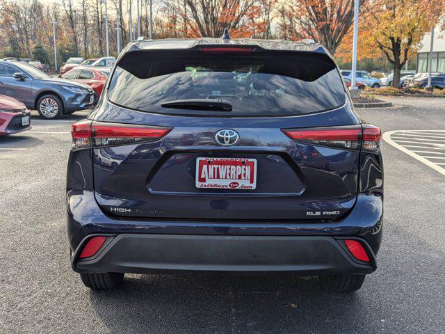 used 2021 Toyota Highlander car, priced at $30,990