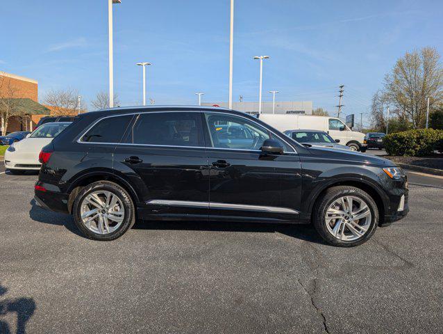used 2023 Audi Q7 car, priced at $40,400
