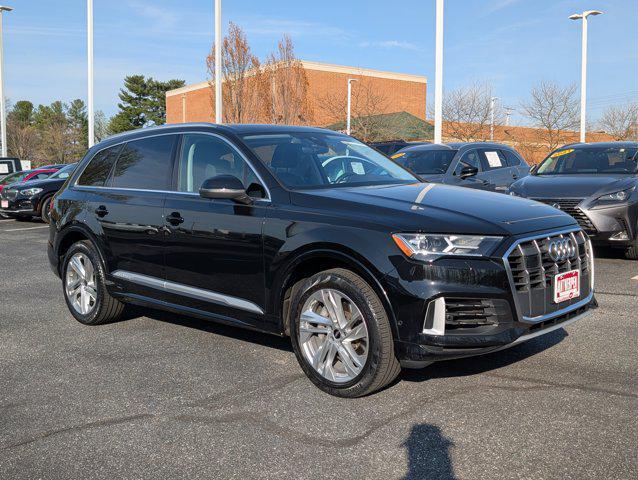 used 2023 Audi Q7 car, priced at $40,400