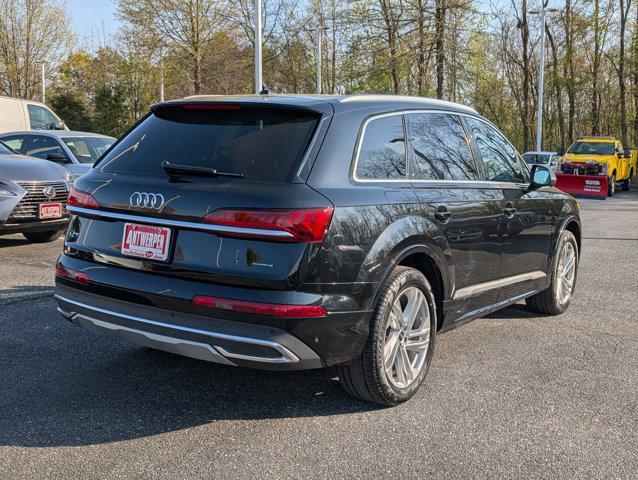used 2023 Audi Q7 car, priced at $40,400