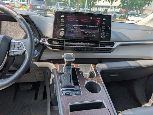 used 2021 Toyota Sienna car, priced at $35,562
