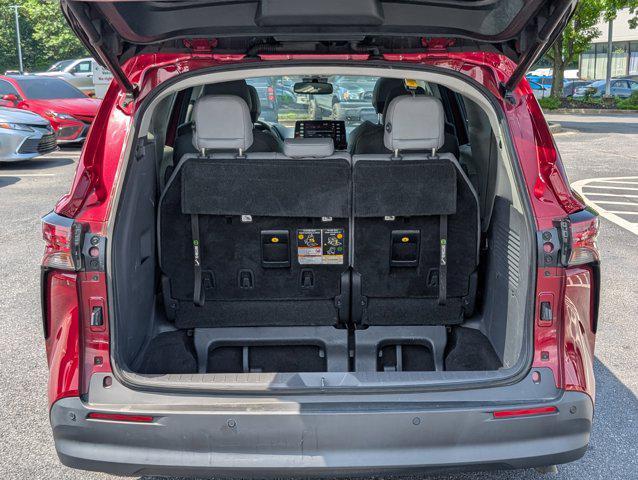 used 2021 Toyota Sienna car, priced at $35,562
