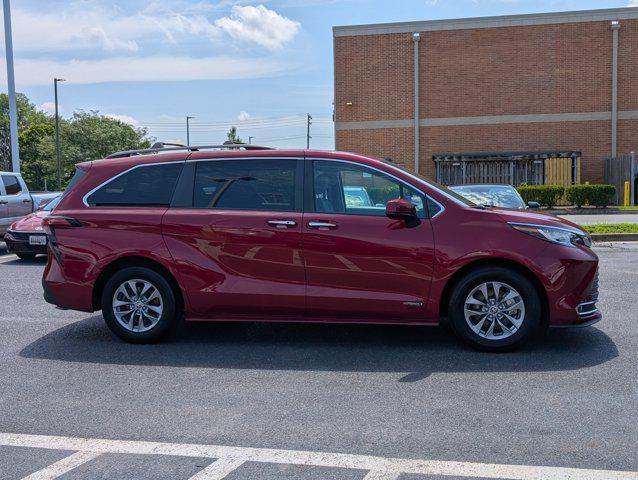 used 2021 Toyota Sienna car, priced at $35,562