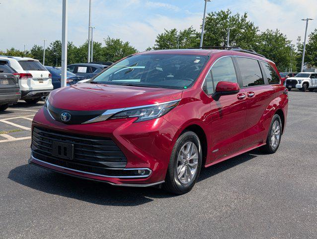 used 2021 Toyota Sienna car, priced at $35,562
