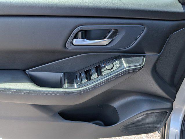 used 2025 Nissan Rogue car, priced at $27,223