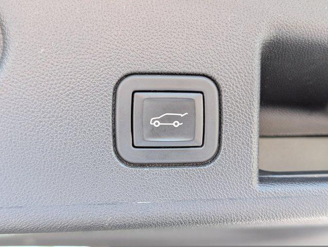 used 2023 Chevrolet Equinox car, priced at $24,106