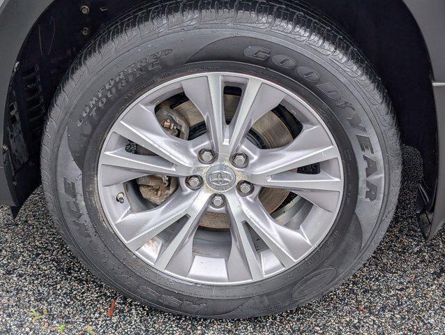 used 2015 Toyota Highlander car, priced at $16,500