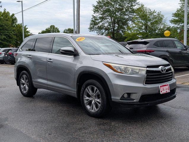 used 2015 Toyota Highlander car, priced at $16,500