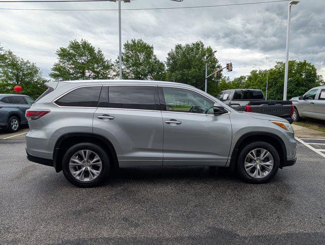 used 2015 Toyota Highlander car, priced at $16,500