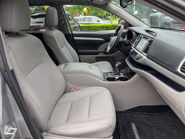 used 2015 Toyota Highlander car, priced at $16,500
