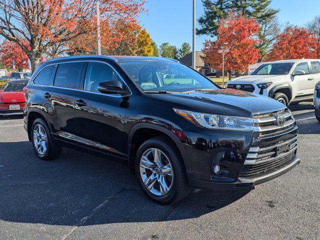 used 2019 Toyota Highlander car, priced at $27,790