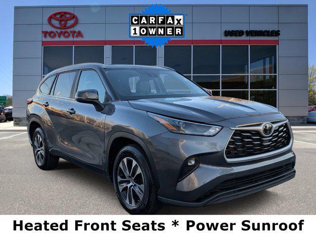 used 2023 Toyota Highlander car, priced at $31,690