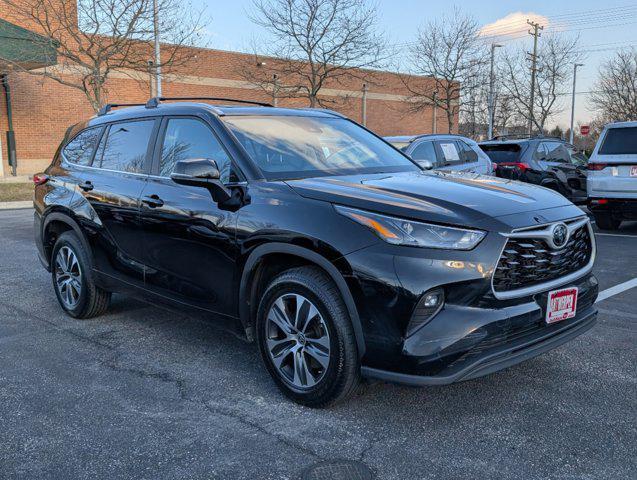 used 2023 Toyota Highlander car, priced at $31,890