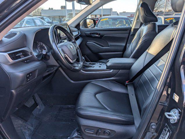 used 2023 Toyota Highlander car, priced at $31,890