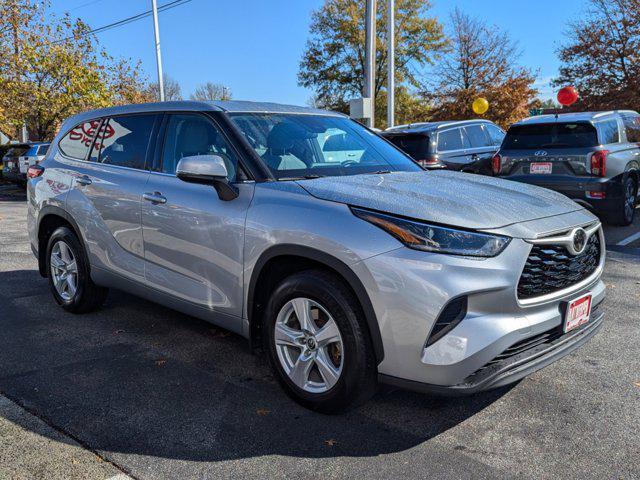 used 2021 Toyota Highlander car, priced at $28,490