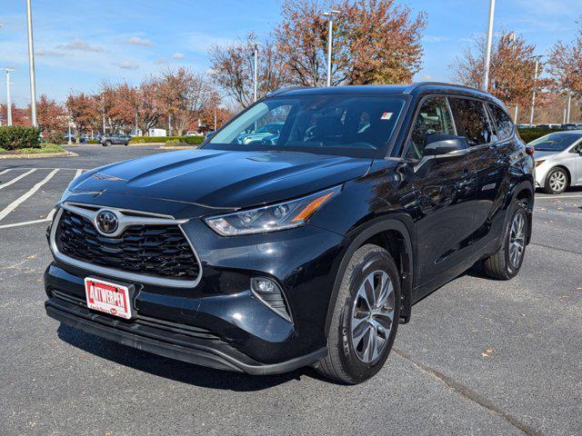 used 2021 Toyota Highlander car, priced at $29,990