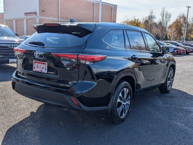 used 2021 Toyota Highlander car, priced at $29,990