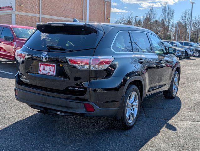 used 2016 Toyota Highlander car, priced at $19,561