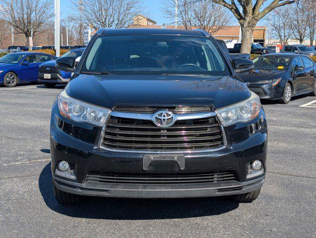 used 2016 Toyota Highlander car, priced at $19,561