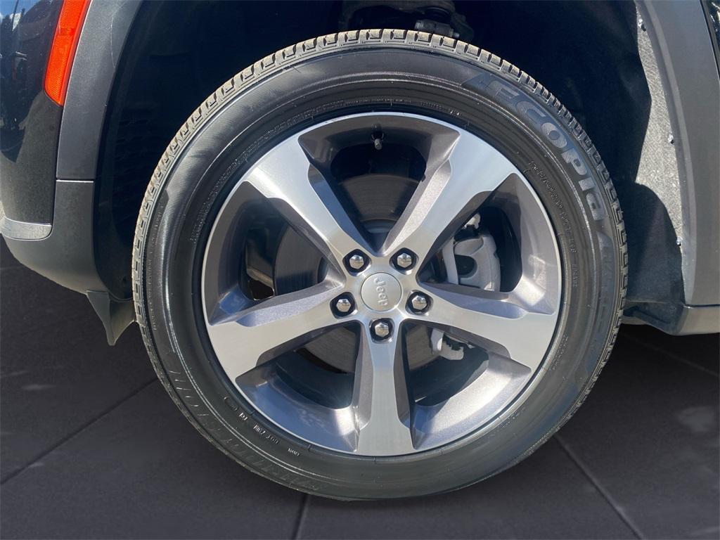 new 2023 Jeep Grand Cherokee L car, priced at $58,270