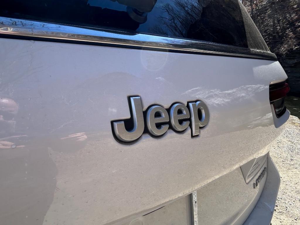 new 2025 Jeep Grand Cherokee L car, priced at $45,325