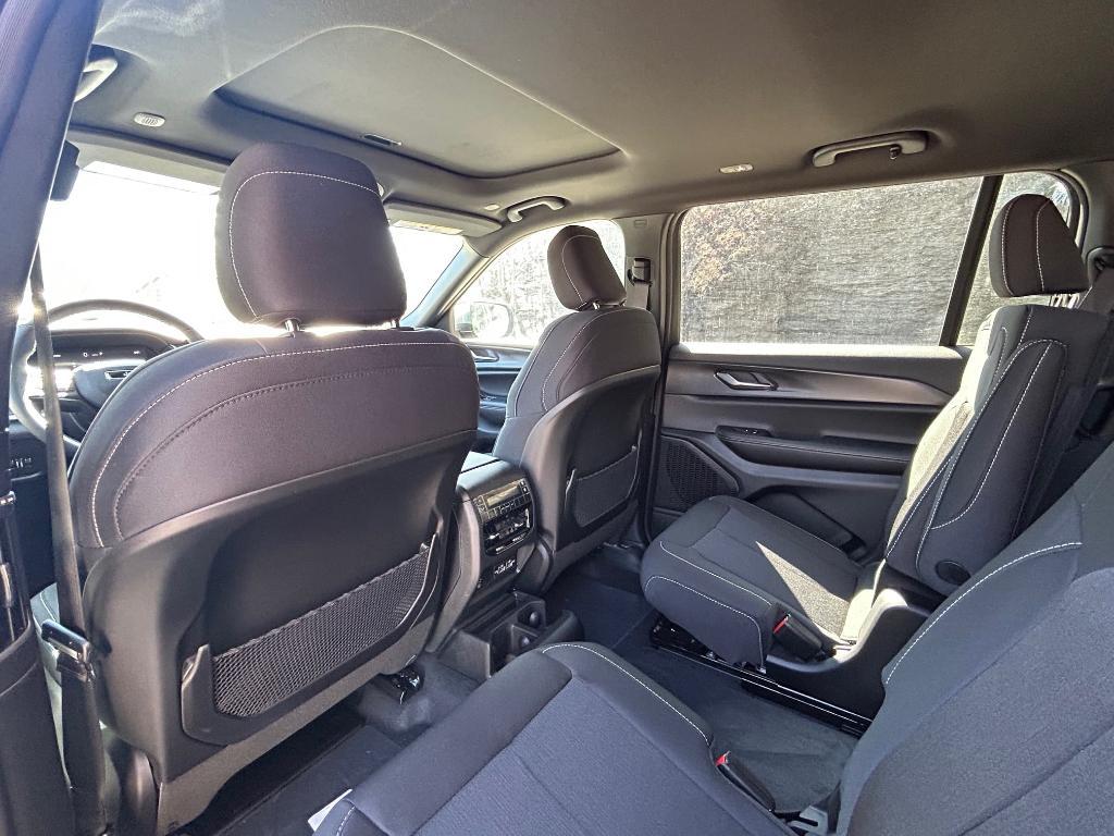 new 2025 Jeep Grand Cherokee L car, priced at $45,325