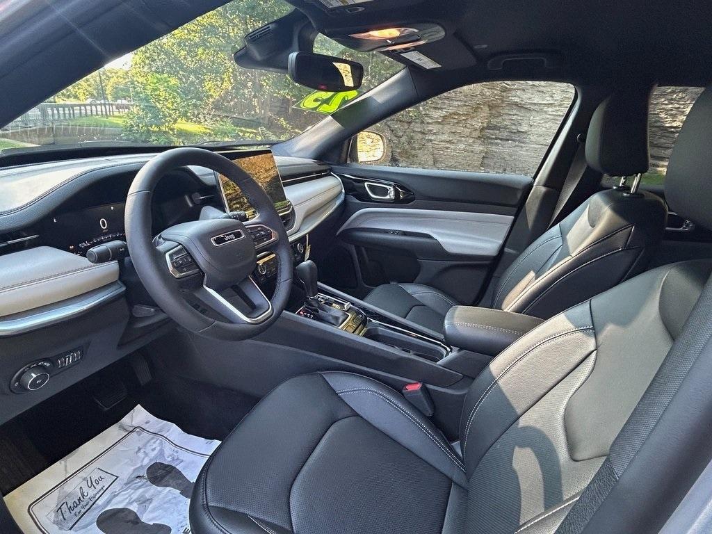 new 2025 Jeep Compass car, priced at $36,999