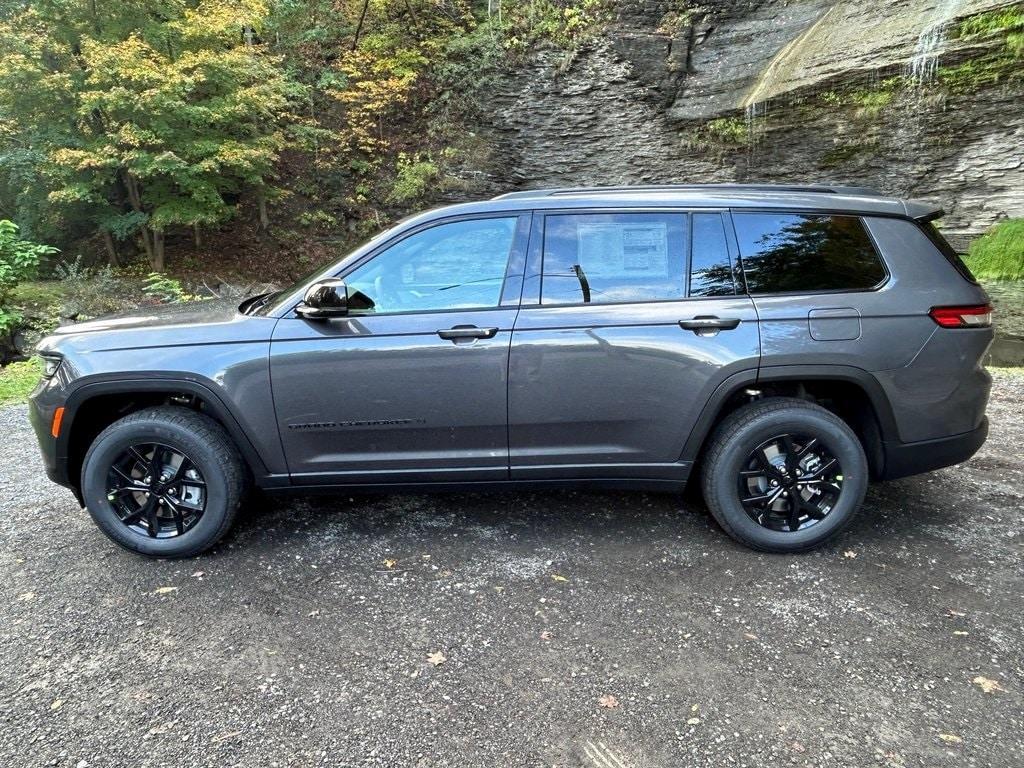 new 2025 Jeep Grand Cherokee L car, priced at $47,992