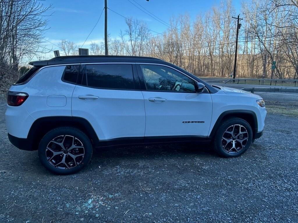 new 2025 Jeep Compass car, priced at $33,526